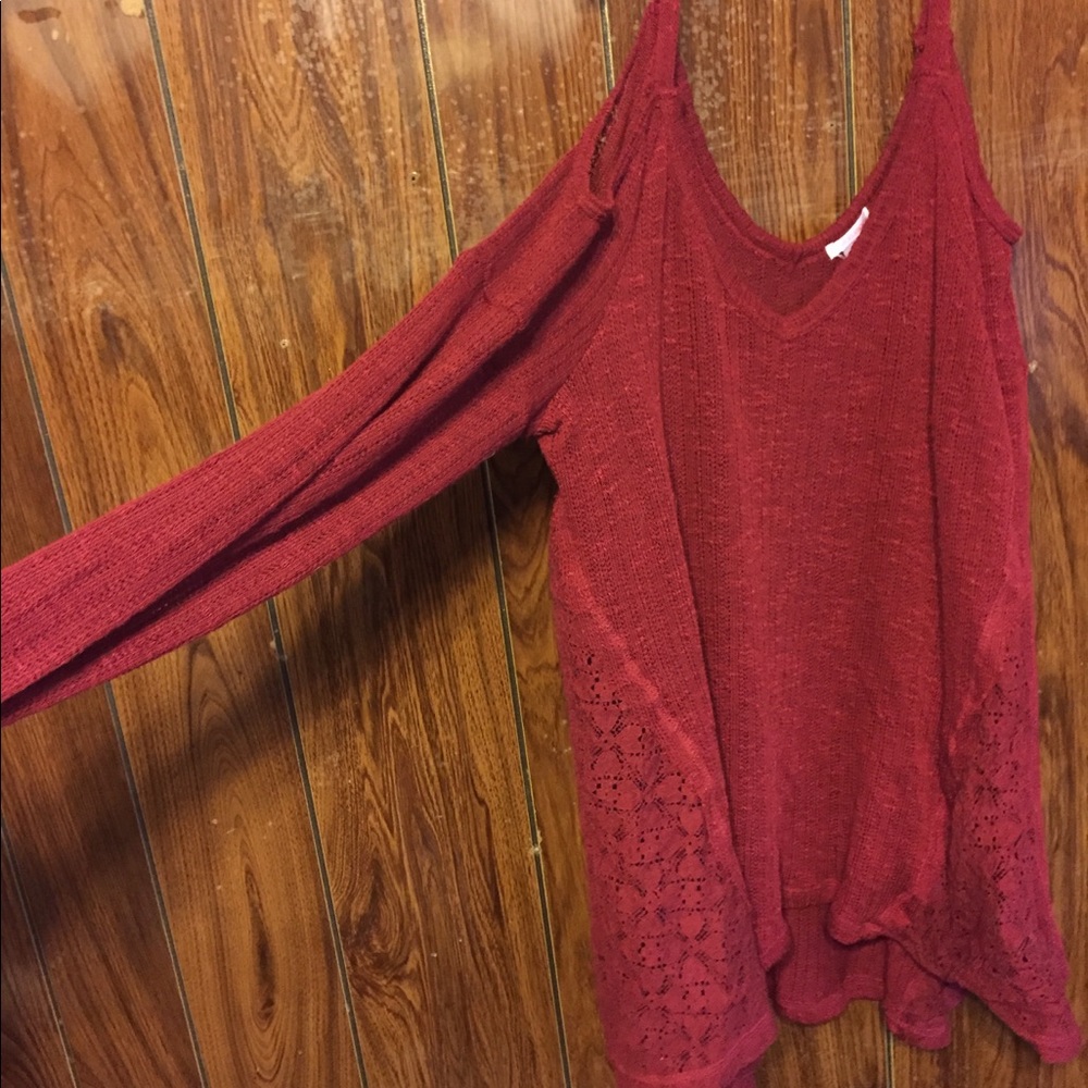 Cold shoulder sweater with lace sides